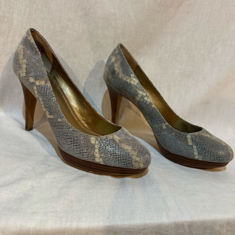 Circa Joan David Luxe Snakeskin Patterned Heels